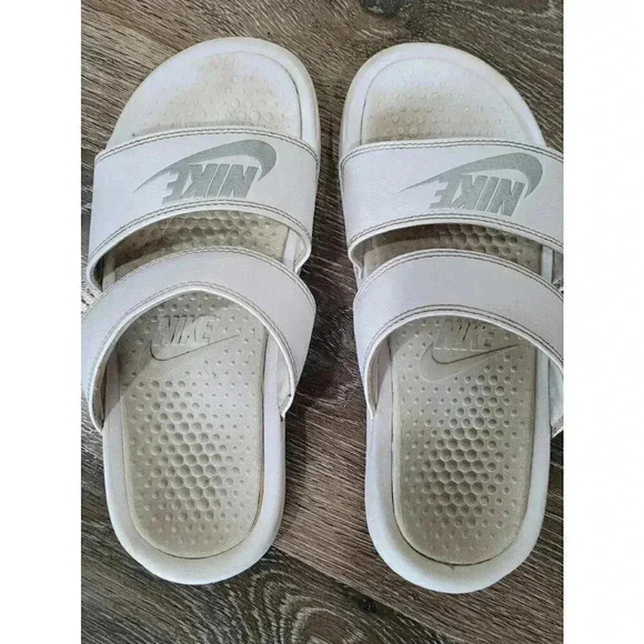 Nike white‎ 2 strap sandal size 5 #5 - Picture 1 of 5